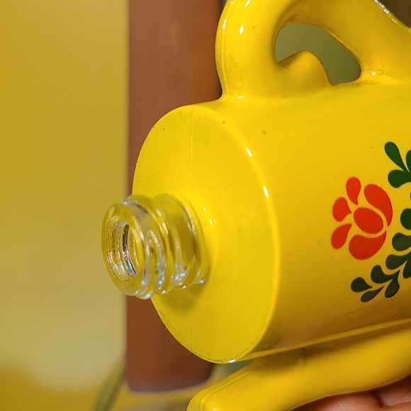 Avon - Picture 6 of 8